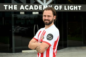 Dack Arrives On Wearside