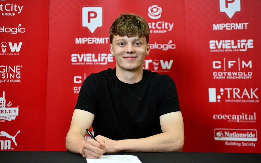 Swindon’s McGregor Commits Future to Robins